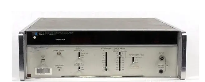 3571A Agilent Spectrum Analyzer Used 1
