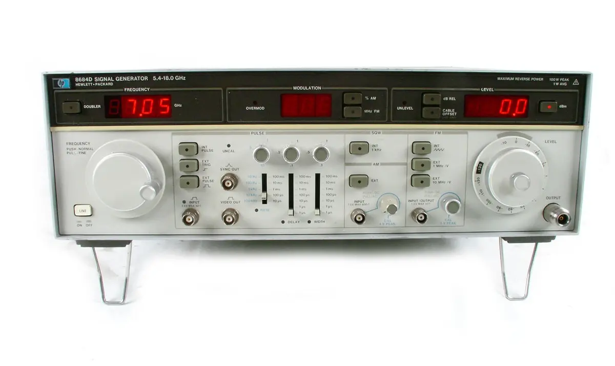 8684D Agilent Rf Generator Used 1