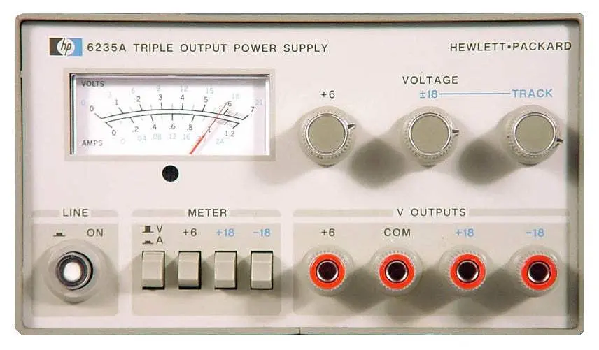 6235A Agilent Dc Power Supply Used 1
