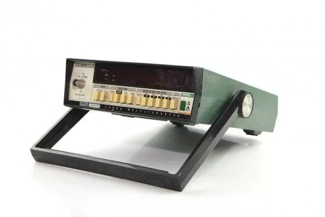 1910A Fluke Frequency Counter Used 1