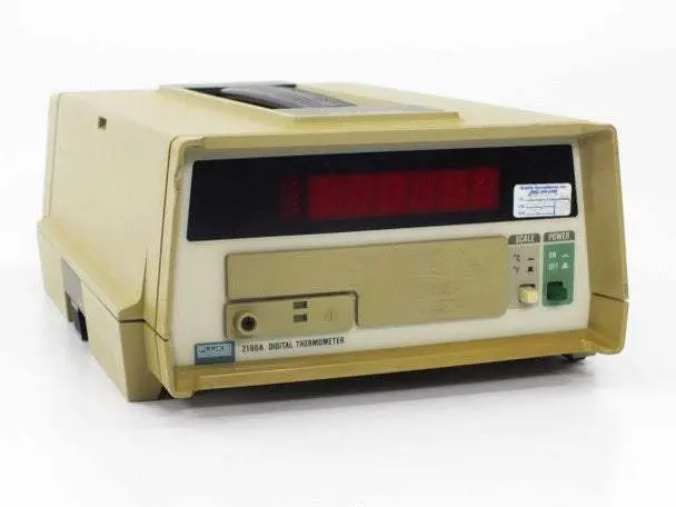 2190A Fluke Thermometer Used 1