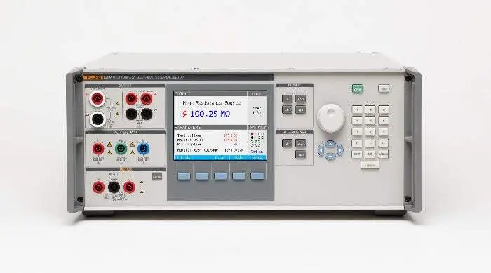 5320A Fluke Multifunction Calibrator Used 1