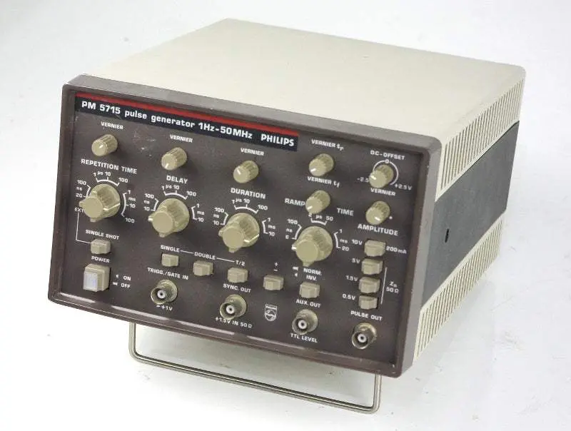 Pm5715 Philips Pulse Generator Used 1
