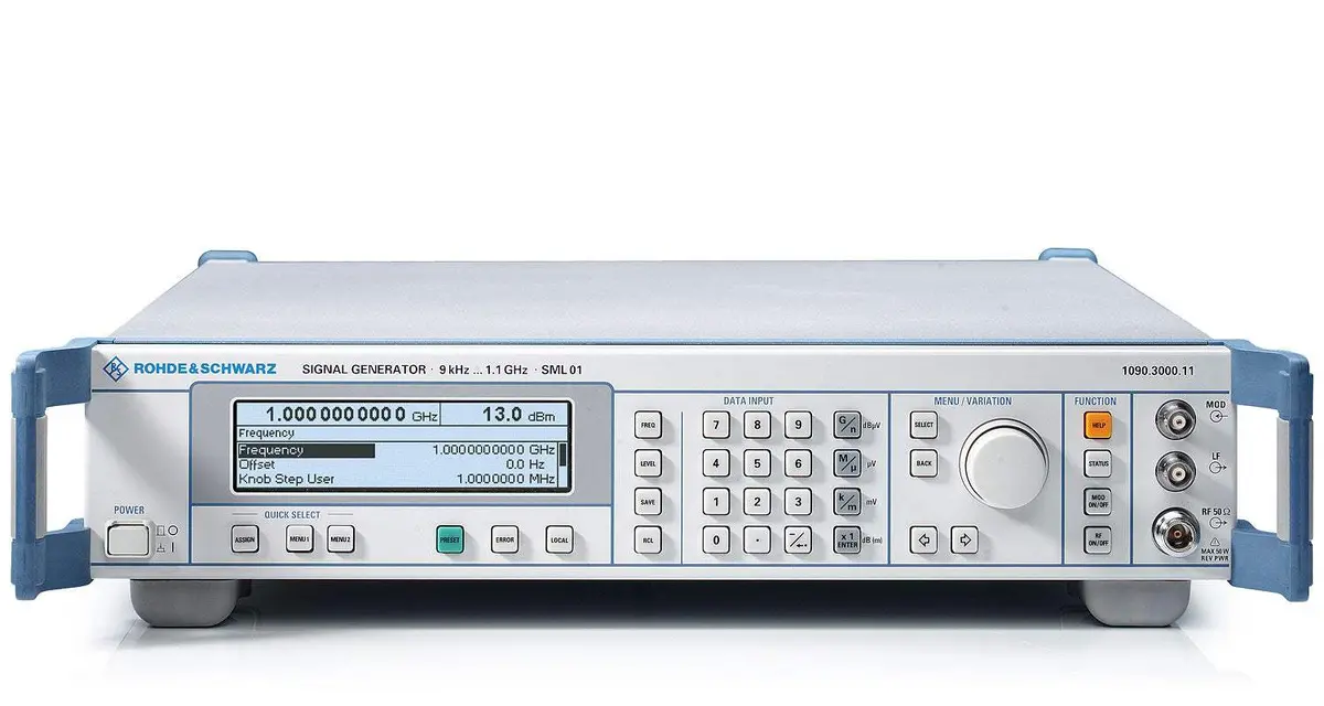 Sml01 Rohde & Schwarz Rf Generator Used 1