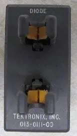 013-0111-00 Tektronix Accessory Used 1