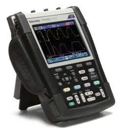 Ths3024 Tektronix Handheld Digital Oscilloscope Used 1