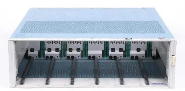 Tm506 Tektronix Mainframe Used 1