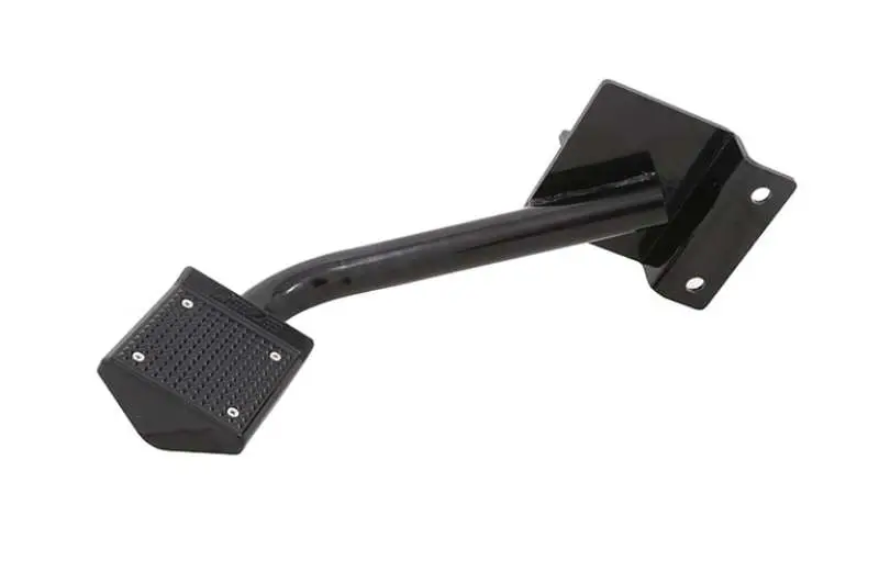 Deezee Bumper Step For 2007–2013 Chevrolet Silverado – Stainless Steel Rear Step 1