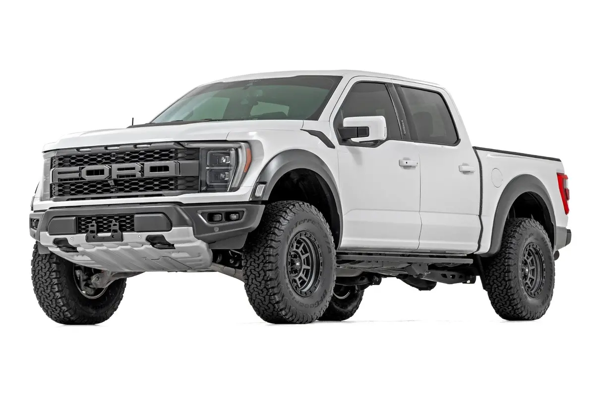Rough Country 2.5-Inch Front-And-Rear Lift Kit For 2021–2025 Ford F-150 Raptor 1